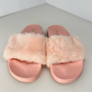 Steve Madden Pink Slides With Faux Fur